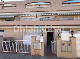 Houses (terraced house), 230 m², Calle del Tarragonés