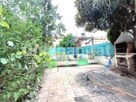 Houses (terraced house), 210 m², almost new, Avenida Catalunya