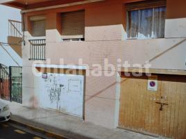Local comercial, 144 m², Calle de Gandesa, 13