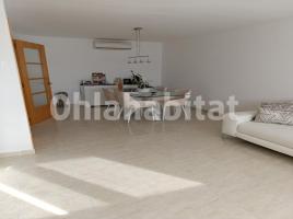 Casa (unifamiliar adosada), 300 m², seminuevo, Calle Doctor Josep Lluch