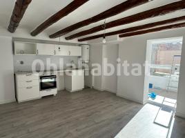 Piso, 75 m², cerca de bus y tren