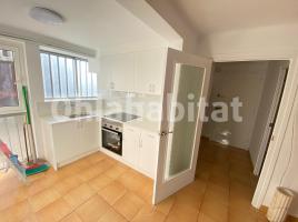 Piso, 55 m², cerca de bus y tren