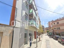 Piso, 74 m², cerca de bus y tren, seminuevo