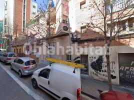 Piso, 81 m², cerca de bus y tren