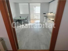 Flat, 104 m², near bus and train