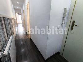 Attic, 49 m², near bus and train