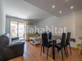 Piso, 108 m², cerca de bus y tren