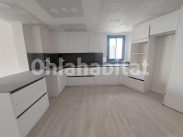 Flat, 115 m², near bus and train, new