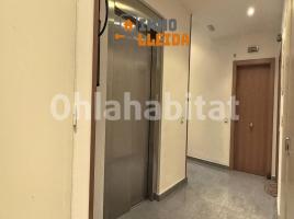 Piso, 65 m², cerca de bus y tren, seminuevo, Calle Sant Pere Màrtir, 17