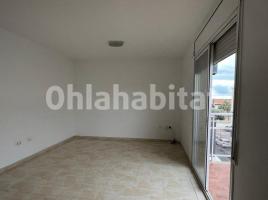 Pis, 97 m², prop de bus i tren, seminou