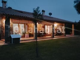 Houses (masia), 1182 m², near bus and train