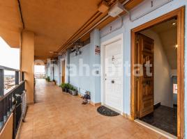 Duplex, 64 m², near bus and train