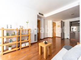 Piso, 76 m², cerca de bus y tren