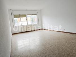 Piso, 116 m², cerca de bus y tren