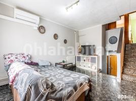 Dúplex, 84 m², cerca de bus y tren, CAN DEU