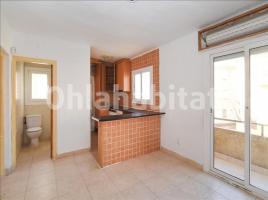 Flat, 60 m², near bus and train