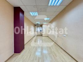 For rent business premises, 50 m², Avenida d'Isabel la Catòlica