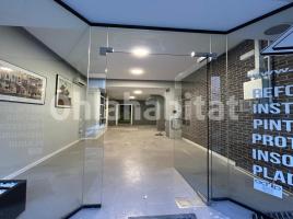 For rent shop, 130 m², Calle Sagunt, 95