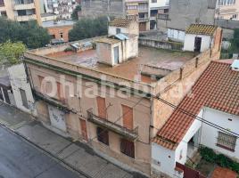  (unifamiliar aïllada), 195 m², près de bus et de train, Calle Torras i Bages, 32