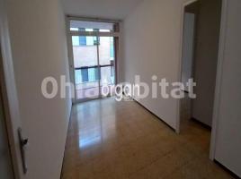 For rent flat, 74 m², Zona