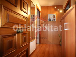 Flat, 86 m², Calle Montserrat i Cuadrada