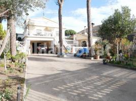 Houses (villa / tower), 191 m², Calle Mercuri