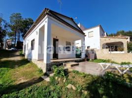 Houses (villa / tower), 65 m², almost new