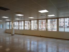 For rent office, 430 m², near bus and train, Calle de Galileu