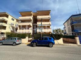 Attic, 51 m², Calle de Pompeu