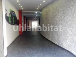 Alquiler local comercial, 214 m², seminuevo, Plaza de Sant Joan, 6