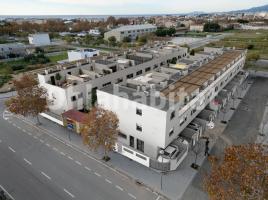 Casa (unifamiliar adosada), 160 m², cerca de bus y tren, Calle de la Cerdanya