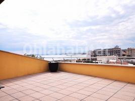 Attic, 65 m², almost new