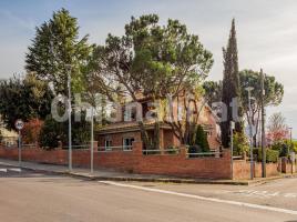 Houses (villa / tower), 218 m², Avenida de Puig i Cunyer, 63