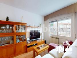 Piso, 91 m², cerca de bus y tren