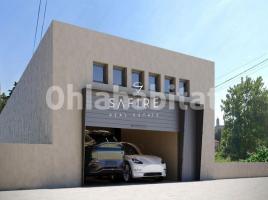 Casa (chalet / torre), 340 m², seminuevo, Zona