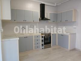 For rent flat, 70 m², Calle Major