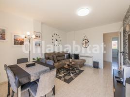 Pis, 95 m², prop de bus i tren, Calle Sitjà, 4