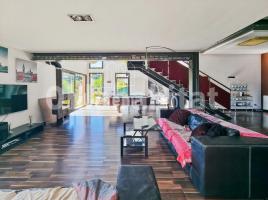 Casa (unifamiliar adossada), 241 m², seminou, Zona