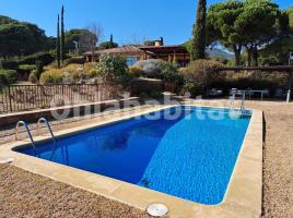 For rent Houses (villa / tower), 250 m², Calle la Plana