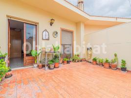 (unifamiliar adossada), 212 m², près de bus et de train, Calle Extremadura