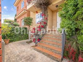 Casa (chalet / torre), 309 m², seminuevo