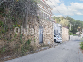 Houses (villa / tower), 325 m², Calle Garbí, 22