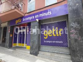 Lloguer local comercial, 231 m², prop de bus i tren, Calle de Prat de la Riba