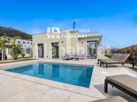 Casa (unifamiliar adosada), 180 m², seminuevo, Zona