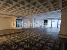 Office, 173 m², near bus and train
