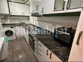 Piso, 82 m², cerca de bus y tren, Calle de Sant Antoni Maria Claret
