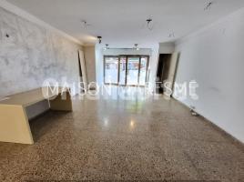 Alquiler local comercial, 66 m², Calle ZONA GAVARRA, S/N