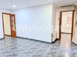 Flat, 85 m², near bus and train
