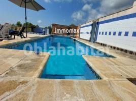  (unifamiliar adossada), 338 m², Zona