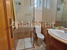 Piso, 70 m², cerca de bus y tren